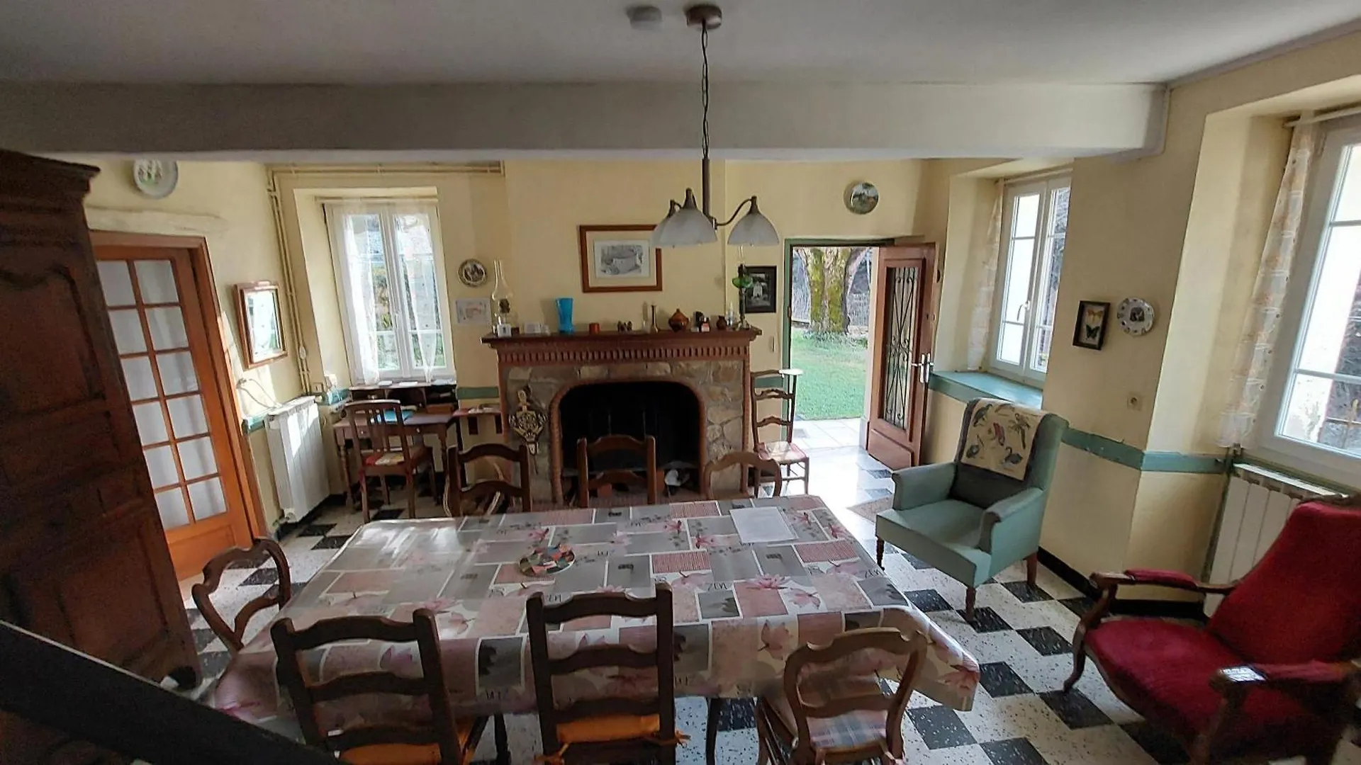 Holiday home Maison De Famille Razecueille
